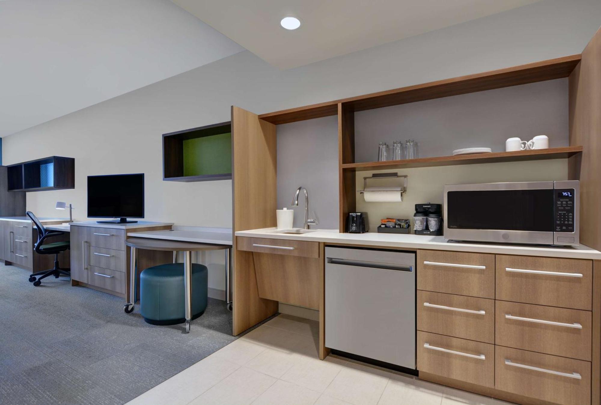 Home2 Suites By Hilton Panama City Beach, Fl Upper Grand Lagoon Exterior photo